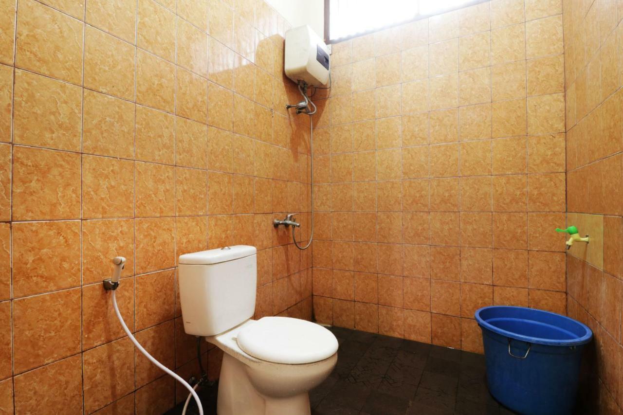 Albergue Backpack Syariah Cempaka Putih Barat Yakarta Exterior foto