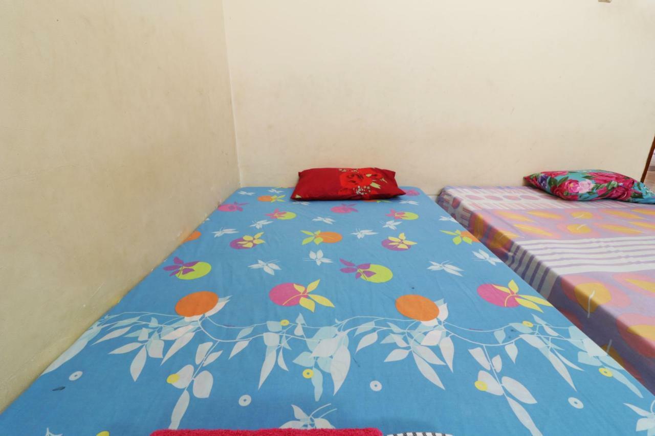 Albergue Backpack Syariah Cempaka Putih Barat Yakarta Exterior foto