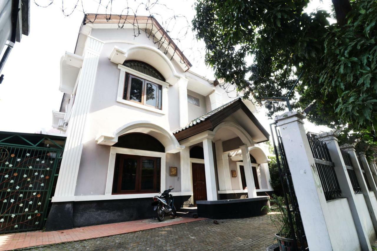 Albergue Backpack Syariah Cempaka Putih Barat Yakarta Exterior foto