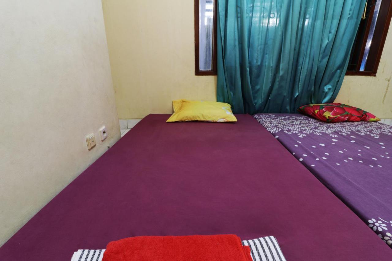 Albergue Backpack Syariah Cempaka Putih Barat Yakarta Exterior foto
